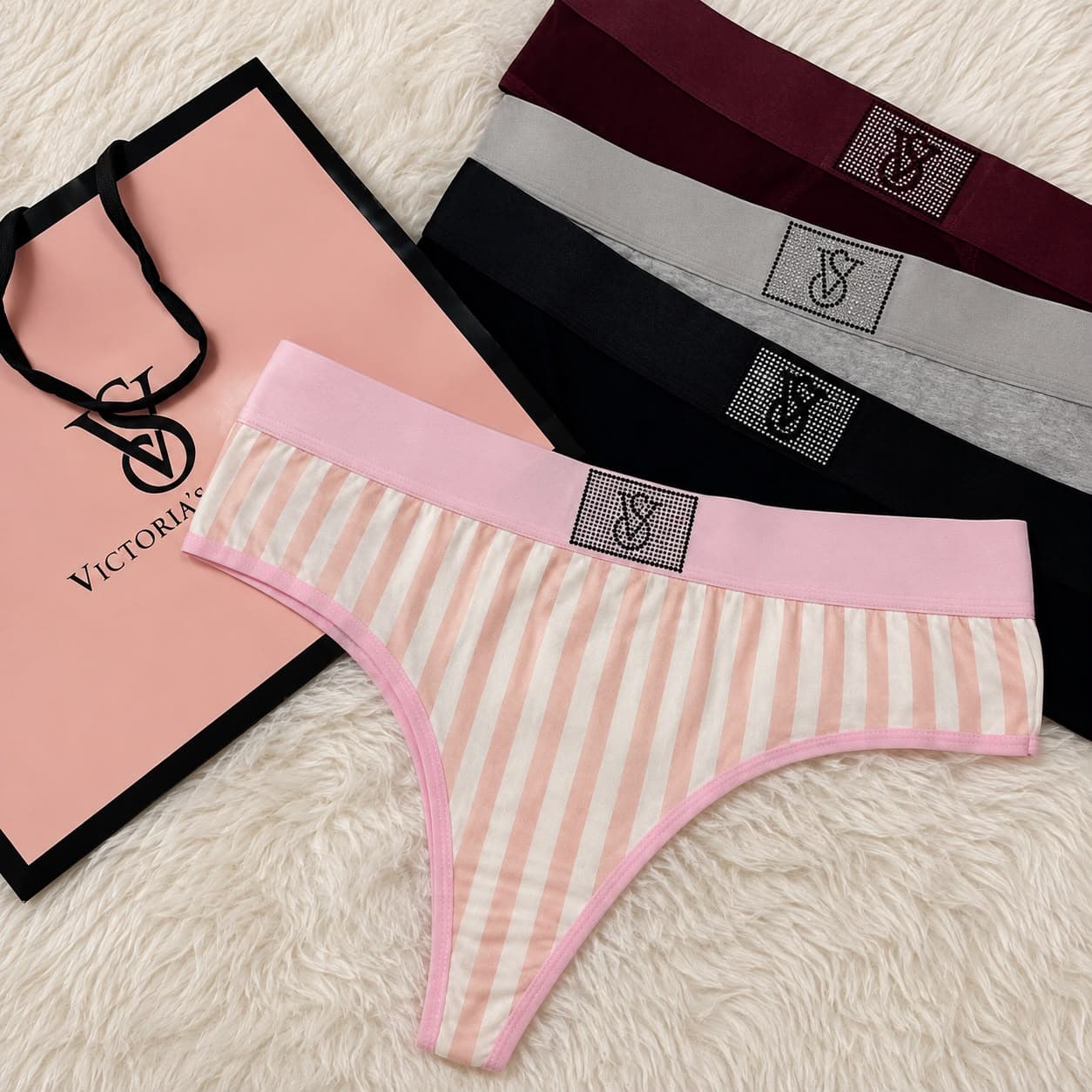 Victoria’s Secret استراس – Thong | 4 Pieces